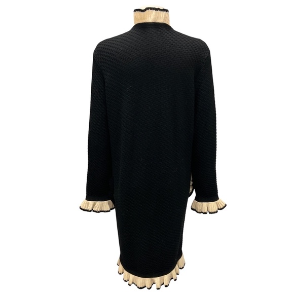 BOUTIQUE MOSCHINO BLACK / CREAM RUFFLED WOOL KNIT LONG CARDIGAN SWEATER - Picture 3 of 6